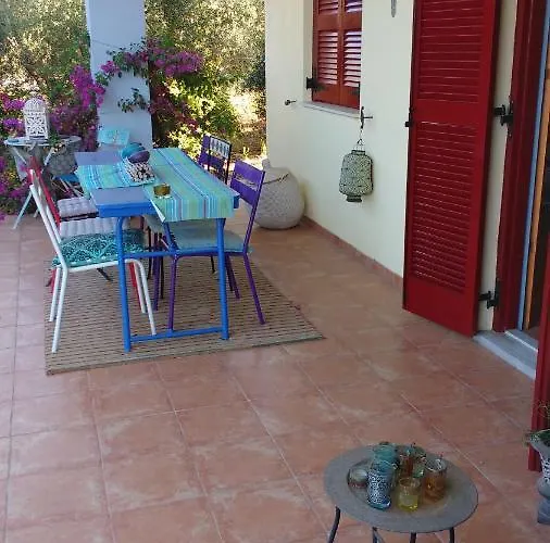 Peaceful Amongst Olive Groves By The Sea *