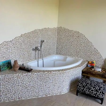 Peaceful Amongst Olive Groves By The Sea Holiday home *